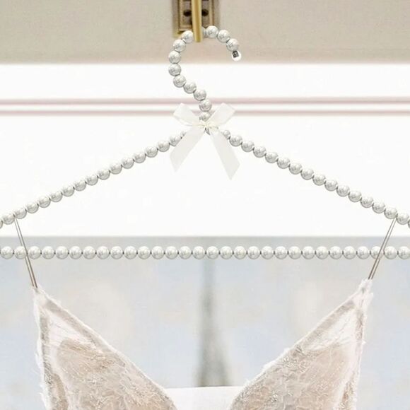 Concepts In Time Set of 2 Pearl Hangers - Picture 5 of 8